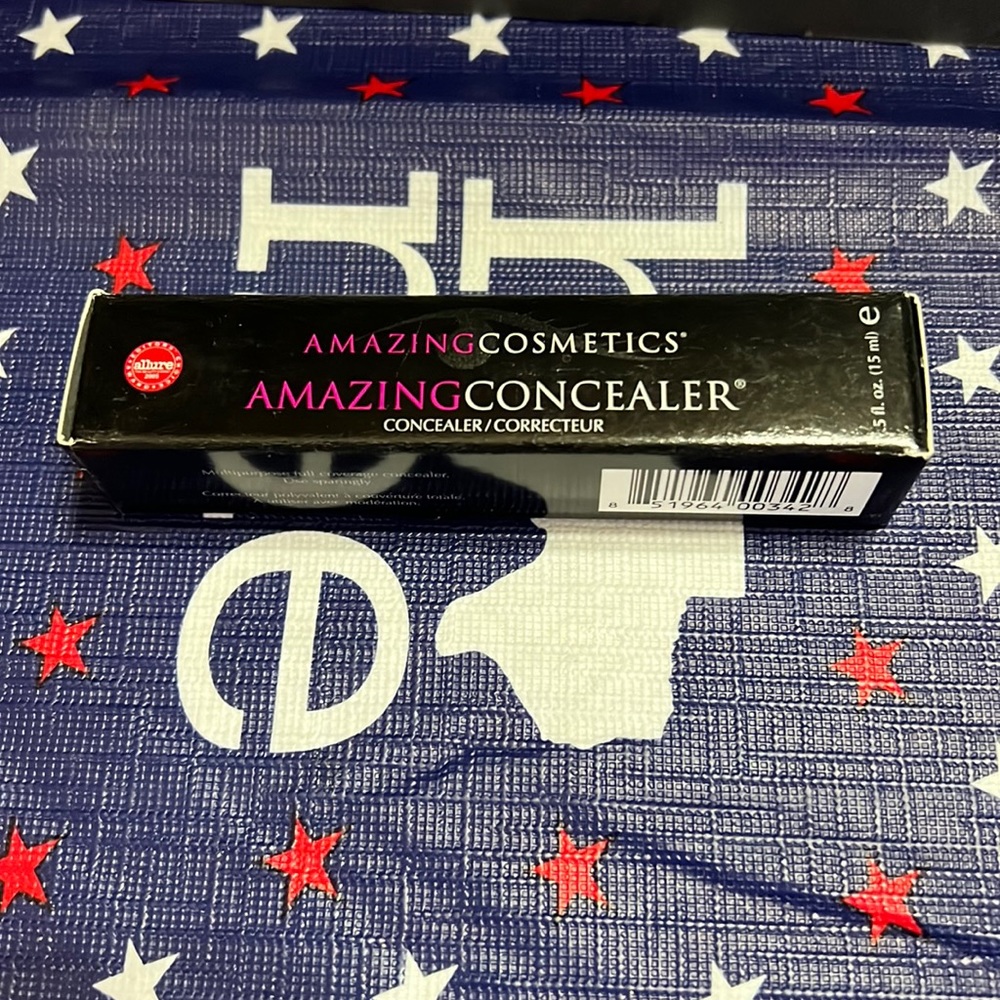 New Amazing Cosmetics Amezing Concealer